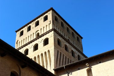 Kasteel van torrechiara