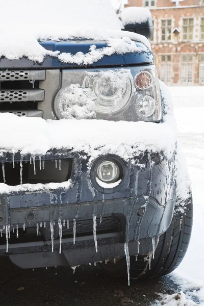 Car in winter — Stock Photo, Image