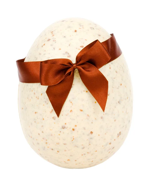 Velikonoční vajíčko s ořezovou cestou — Stock fotografie