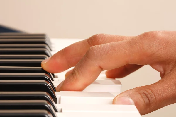 Practising piano — Stock Photo, Image