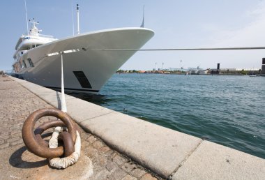 Luxury Yacht clipart