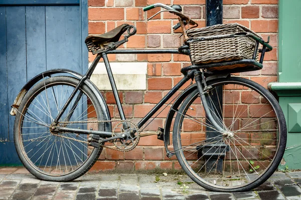 Vintage bicycle — Stock Photo, Image