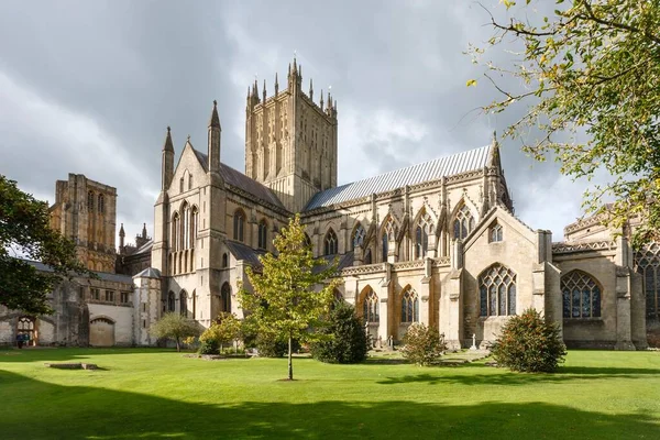 Wells Großbritannien Oktober 2011 Außenansicht Der Wells Cathedral Turm Und — Stockfoto