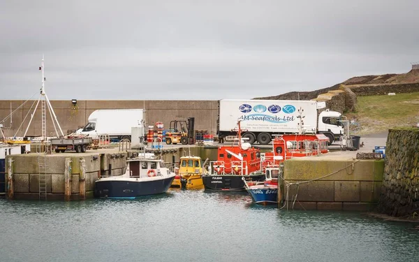 Anglesey Februar 2012 Jacht Und Fischerboote Einem Alten Hafen Amlwch — Stockfoto