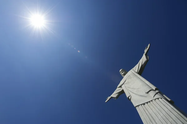 Corcovado Kristus Frälsaren blå himlen solen horisontella — Stockfoto