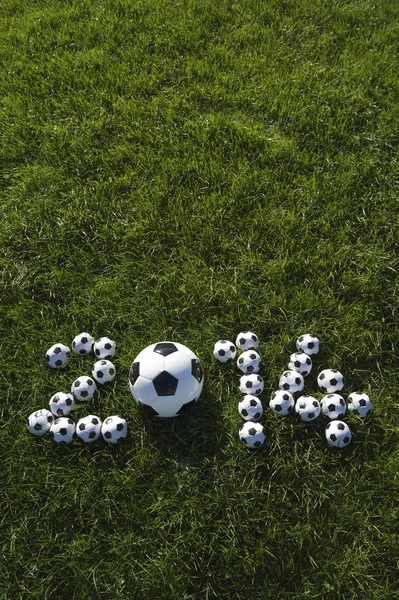 Futbol futbol topları ile yapılan 2014 için mesaj — Stok fotoğraf