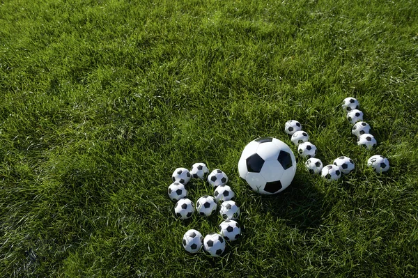 Objetivo de fútbol brasileño Mensaje hecho con balones de fútbol — Foto de Stock