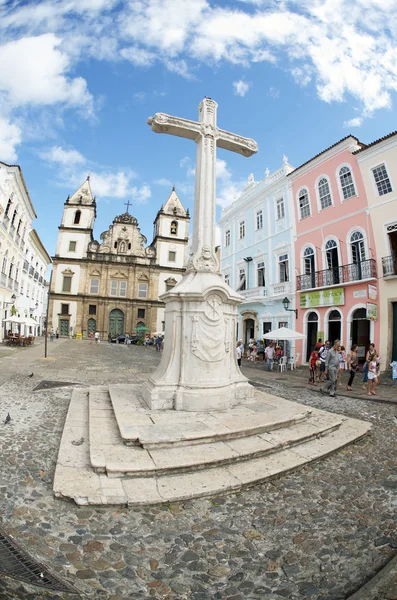 Croix chrétienne coloniale à Pelourinho Salvador Bahia Brésil — Photo