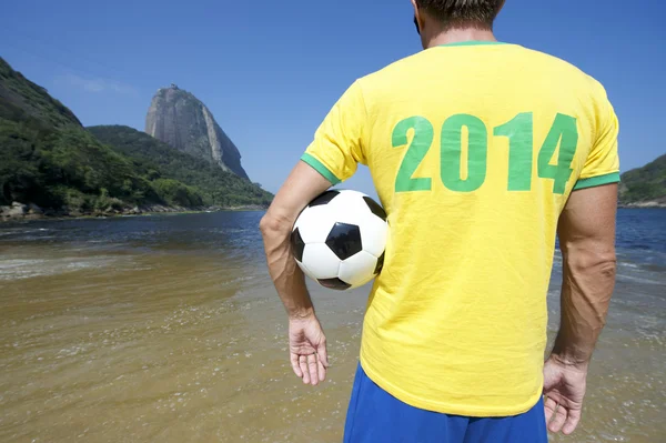 Brazílie 2014 košile fotbal fotbalové hráče Skafidia beach — Stock fotografie