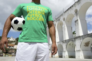 Futbol topu rio lapa holding Brezilyalı futbolcu
