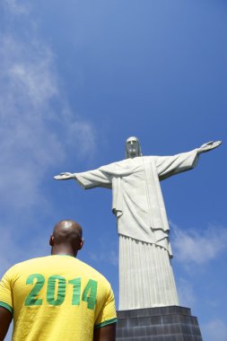 Brezilyalı futbol Futbol oyuncu 2014 gömlek corcovado rio de Janeiro'da