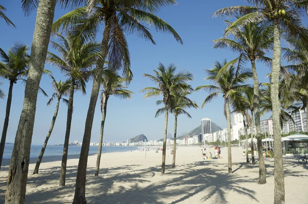 Playa de Copacabana Palmeras de Río de Janeiro —  Fotos de Stock