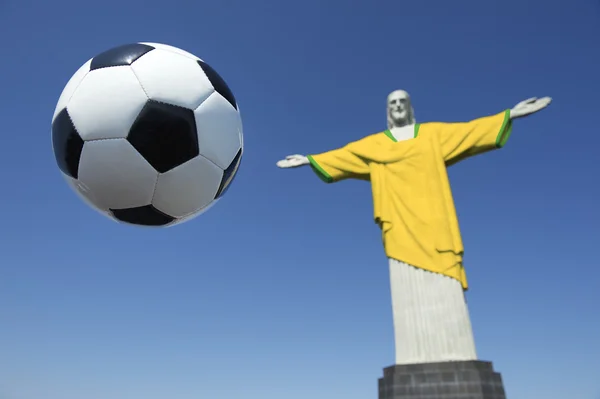 Christus der Erlöser brasilianischer Fußball brasilianische Farben Fußballuniform — Stockfoto