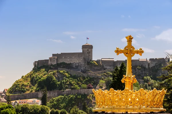 Corona dorata della Basilica di Lourdes — Foto Stock