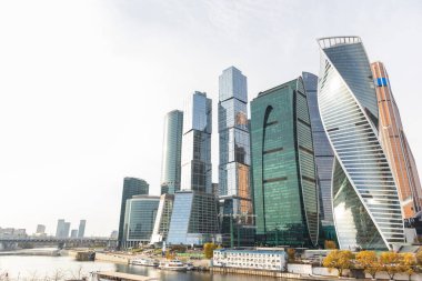 İş merkezi, Moskova şehir gökdelenleri, şirketlerin ofisleri. Rusya finans merkezi kavramı..