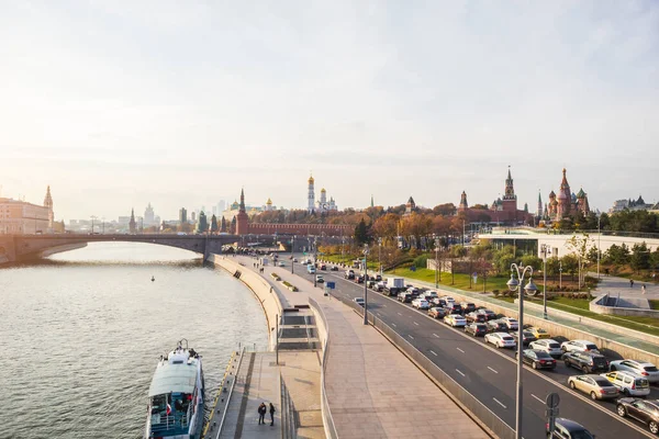 Centro Moscú Kremlin Terraplén Atasco Tráfico Situación Carretera Transport — Foto de Stock