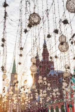 Kazan Katedrali ve Devlet Tarihi Müzesi Kızıl Meydan. Kaliteli fotoğraf. Nikolskaya Caddesi.
