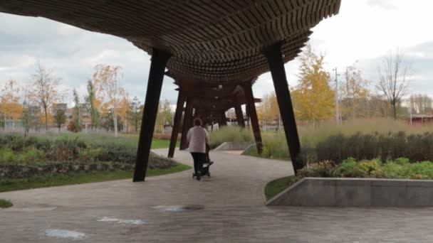 Minimalista Arquitectura Moderna Parque Alta Tecnología Formas Geométricas Exterior Concept — Vídeos de Stock