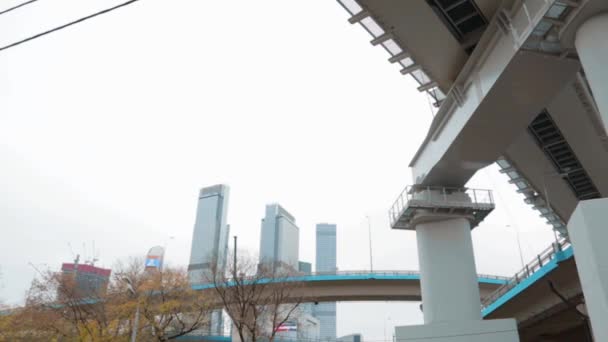 ビジネスセンター地区モスクワ市交通橋道路ジャンクション コンセプト都市ビジネス — ストック動画