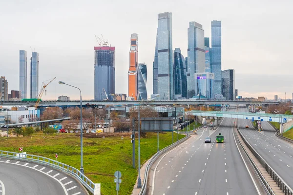 Cityscape Skyscraper Building Highway Moscow City District Business Transport Concept — Stock Photo, Image