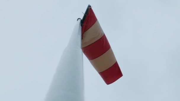 Windsock Background Cloudy Sky Determining Direction Strength Wind Speed Concept — Stock Video