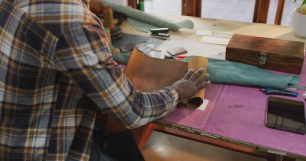 Midsection African American Craftsman Unrolling Leather Leather Workshop Independent Small — Video Stock