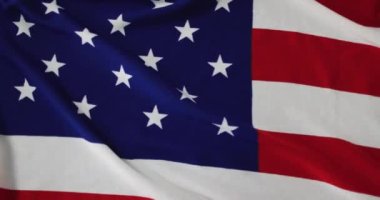 Yıldız ve şeritli buruşuk Amerikan bayrağına yakın çekim. Amerikan vatanseverliği ve kutlama konsepti.