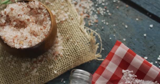 Animering Salt Text Skriven Salt Svart Bakgrund Koncept För Livsmedel — Stockvideo