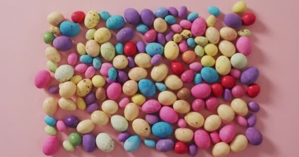 Vidéo Oeufs Pâques Colorés Décorés Sur Une Surface Rose Pâques — Video