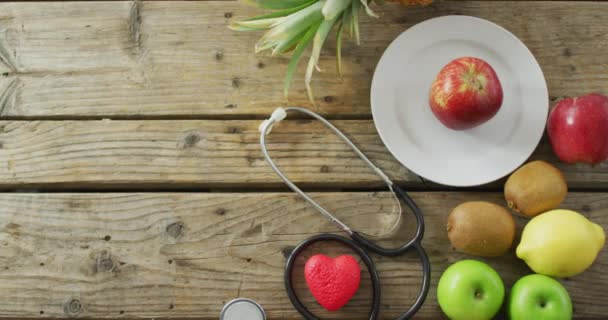 Vídeo Estetoscópio Frutas Frescas Legumes Com Espaço Cópia Sobre Fundo — Vídeo de Stock