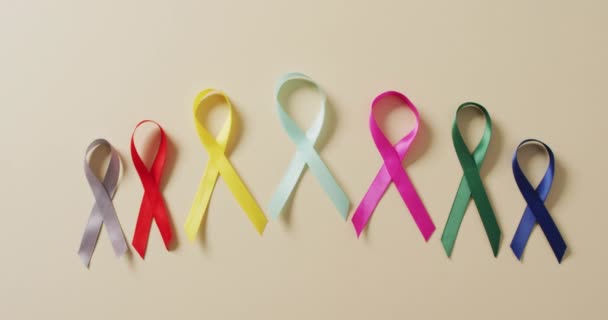 Video Close Cancer Ribbons White Background Global Medicine Healthcare Concept — ストック動画