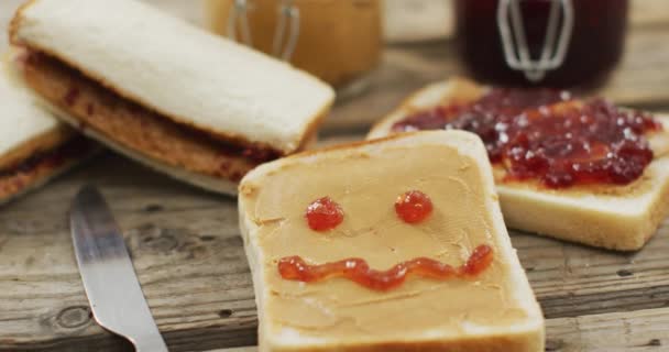 Happy Face Peanut Butter Jelly Sandwiches Butter Knife Wooden Tray — Vídeos de Stock