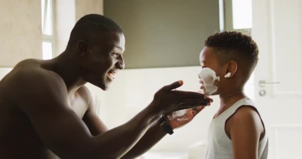Video Happy African American Father Son Putting Shaving Foam Family — Wideo stockowe