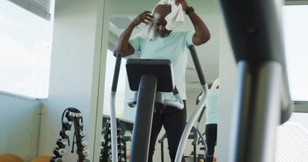 Video Senior African American Men Exercising Gym Retirement Lifestyle Active — Wideo stockowe