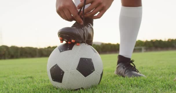 Video Biracial Football Player Ball Tie Laces Male Football Team — 비디오