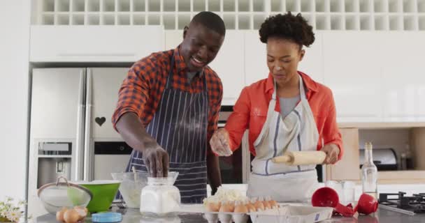 Video Happy African American Couple Baking Together Kitchen Love Relationship — Stockvideo