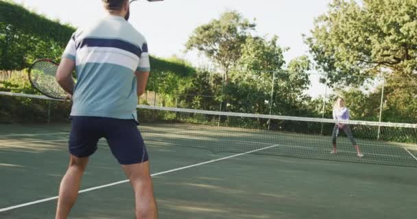 Video Happy Caucasian Woman Man Playing Tennis Court Healthy Active — Stok video