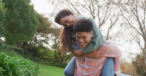 Video Happy Biracial Couple Spending Time Garden Domestic Lifestyle Leisure — Video