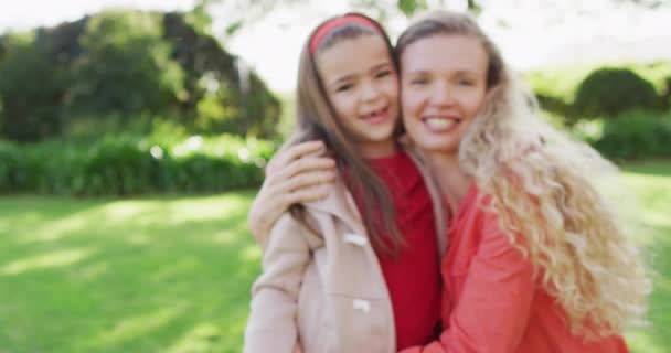 Video Portrait Happy Caucasian Mother Embracing Smiling Daughter Garden Family — Video