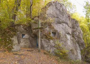 Ukrayna mağara Ortodoks Manastırı