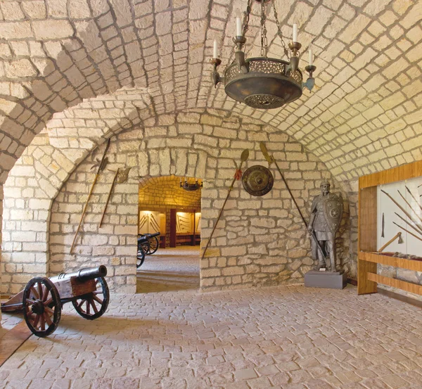 Gun room in the old castle. — Stock Photo, Image