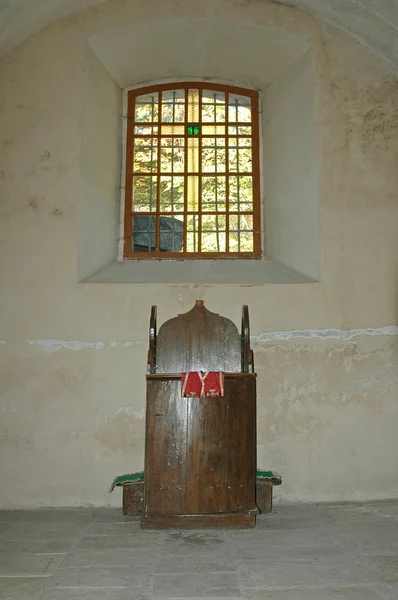 Kilisede rahip minber