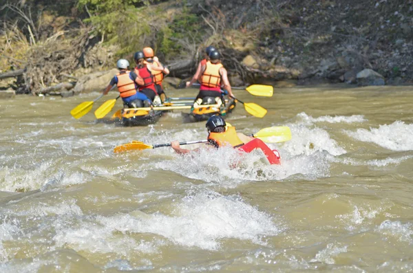 Rafting on the mountain river — Stock Photo, Image