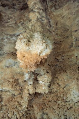 alçı taşı kristalleri Mağarası