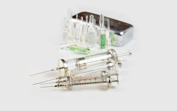 Old medical syringes — Stock Photo, Image