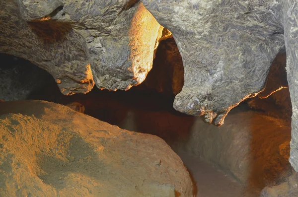 Galeria em uma caverna — Fotografia de Stock