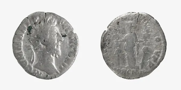 Oude zilveren munt Romeinse denarius — стокове фото
