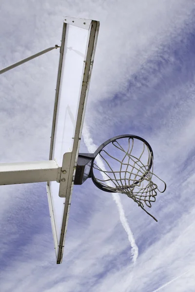 Basketbal mand — Stockfoto