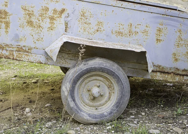 Roue de chariot en métal — Photo