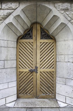 Tahta kapı.